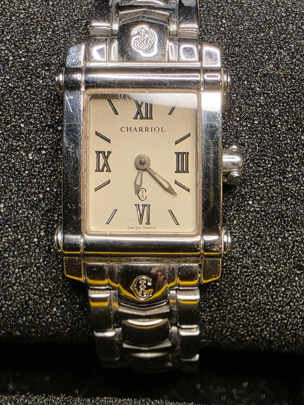 CHARRIOL Columbus 17442 Quartz Womens Watch Silver Roman Dial Swiss Made In hand